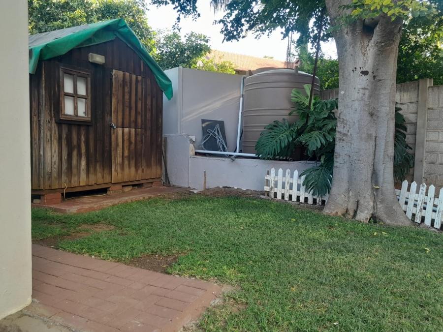 4 Bedroom Property for Sale in Safari Gardens North West